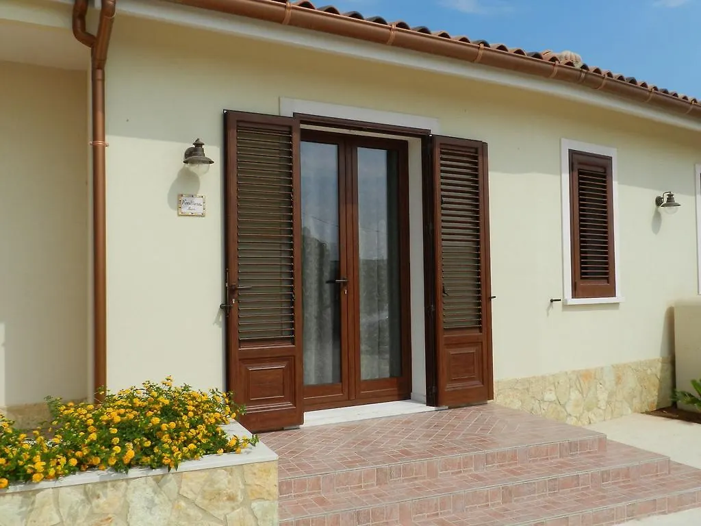 Baglio Olivastro Bed & Breakfast Digerbato