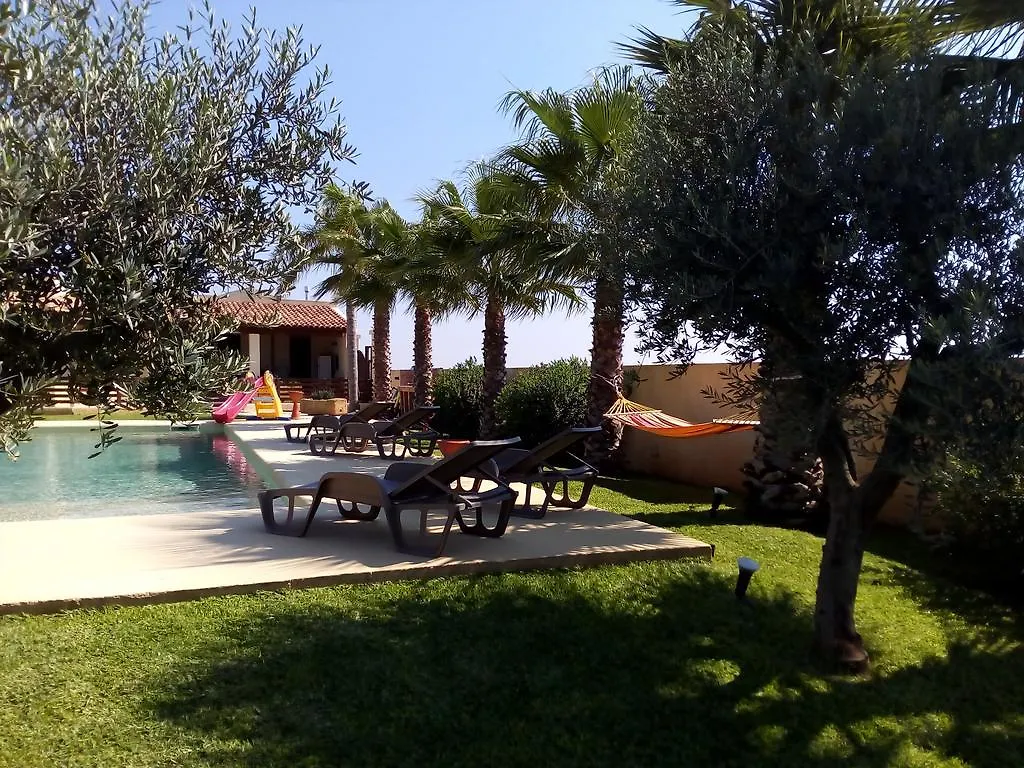 Baglio Olivastro Bed & Breakfast Digerbato İtalya