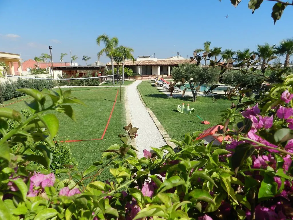 Baglio Olivastro Bed & Breakfast Digerbato